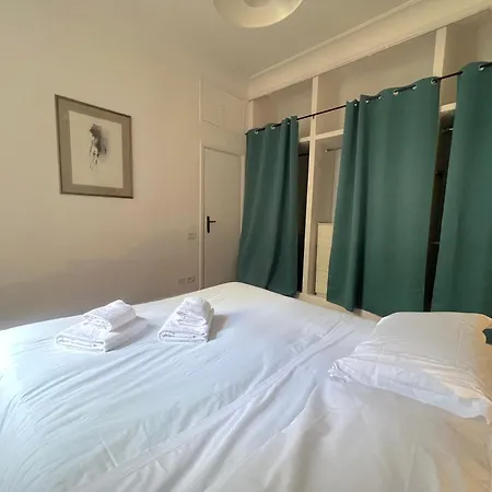 Bilocale Zona Piramide Διαμέρισμα Ρώμη